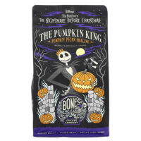 The Pumpkin King, пралине с тыквой и пеканом, цельная фасоль, средняя обжарка, 340 г (12 унций) — Bones Coffee Company
