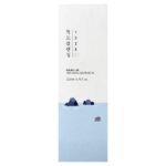 1025 Dokdo, очищающее масло, 200 мл (6,76 жидк. унц.) — Round Lab — изображение 2