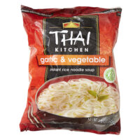 суп с рисовой лапшой, чеснок и овощи, 45 г (1,6 унции) — Thai Kitchen