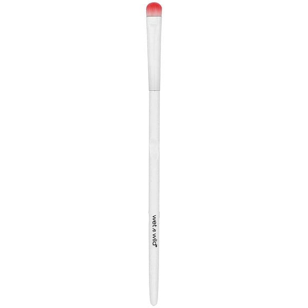 wnw47822_v_16.jpg Кисть для дымчатой подводки, 1 шт. — wet n wild